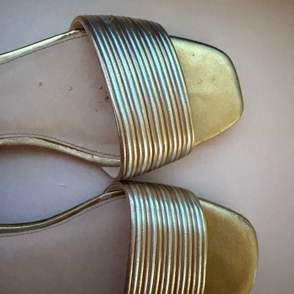 Kate Spade Metallic Gold Flats 7.5 - Picture 4 of 5